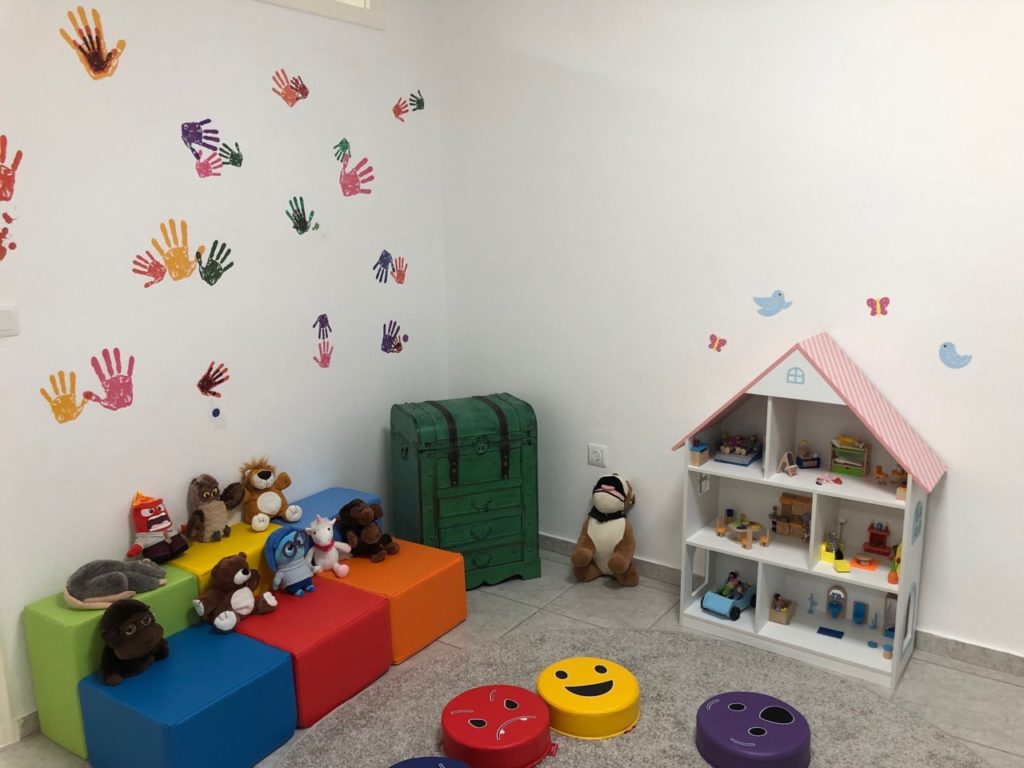 childrens room 1
